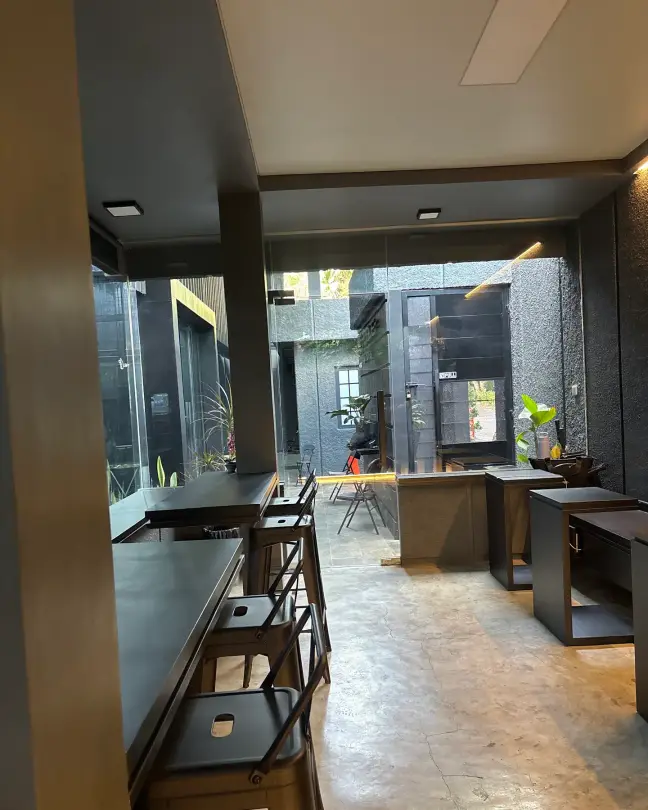 Café bar seating